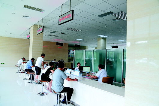 “先存后补”新举措助力高校毕业生求职