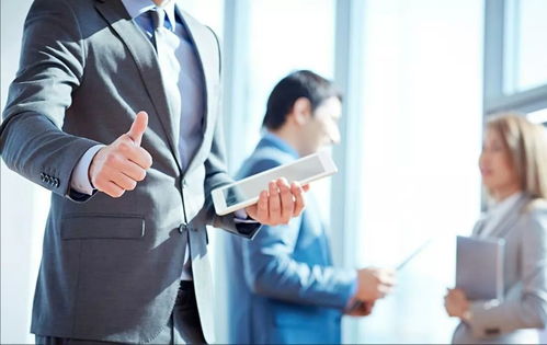 高校毕业生求职 今年找工作的思考与策略